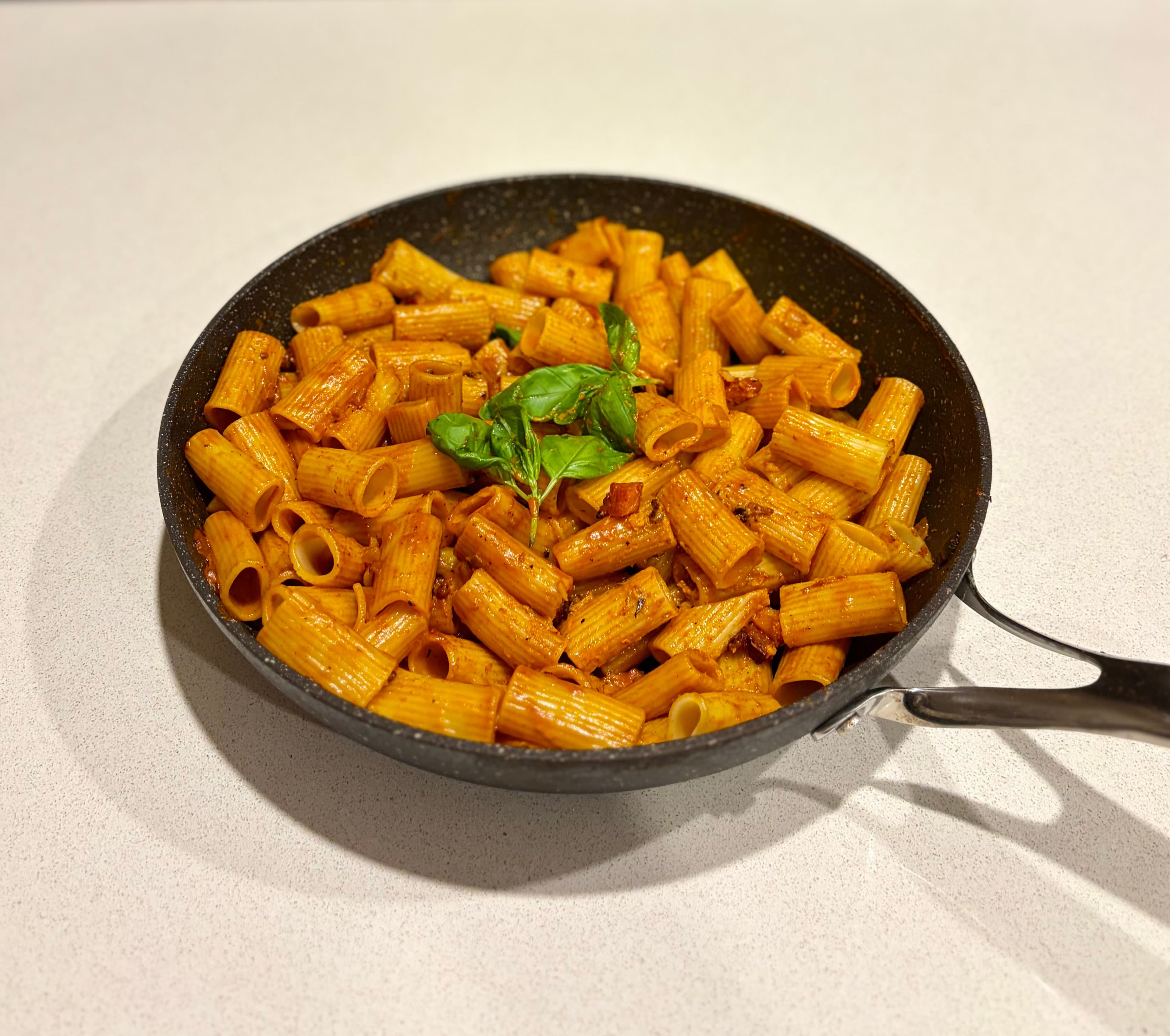 Vodka pasta finished dish