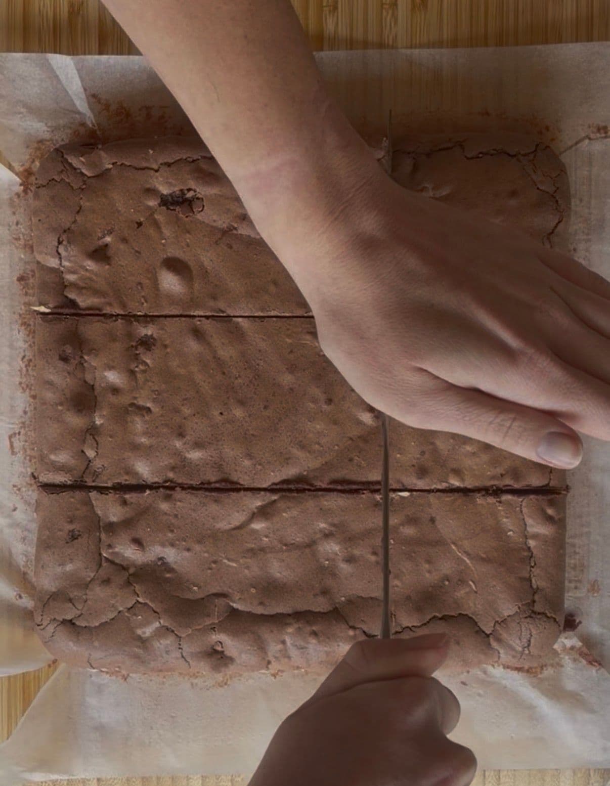 Cutting the cooled slab into squares