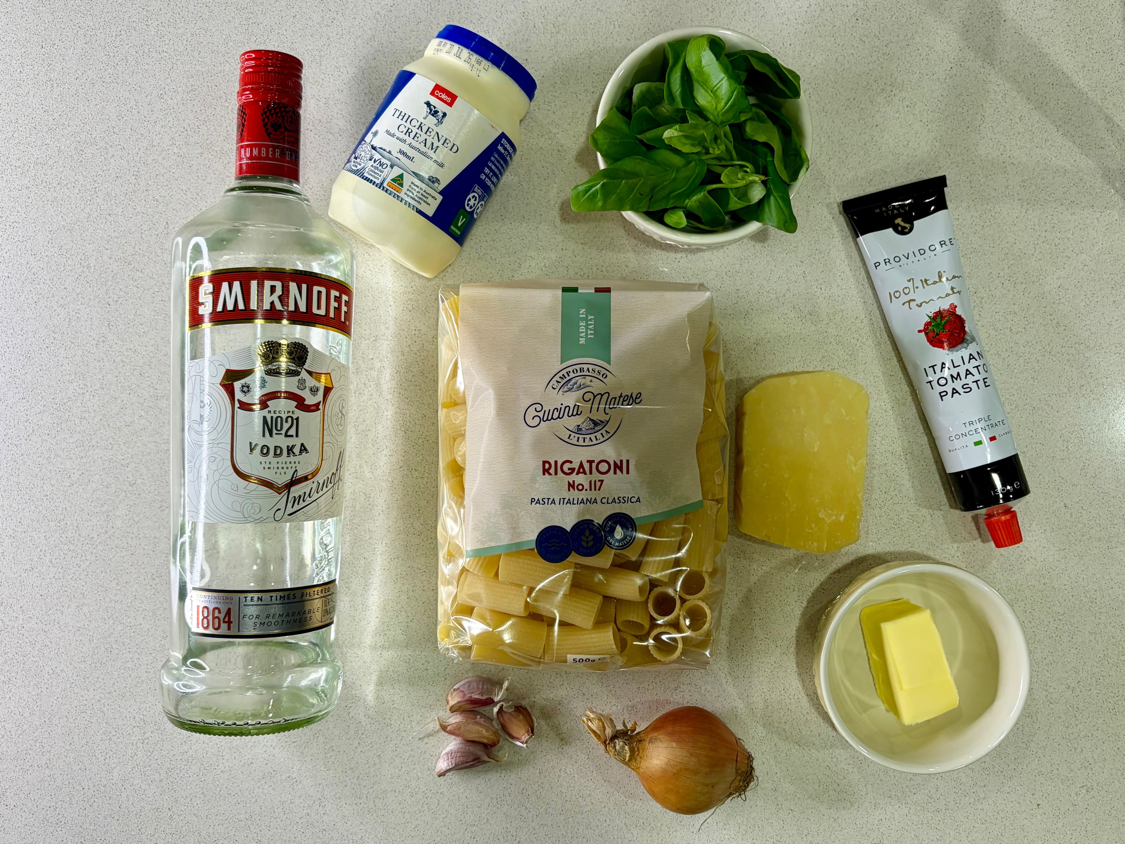All ingredients for vodka pasta laid out